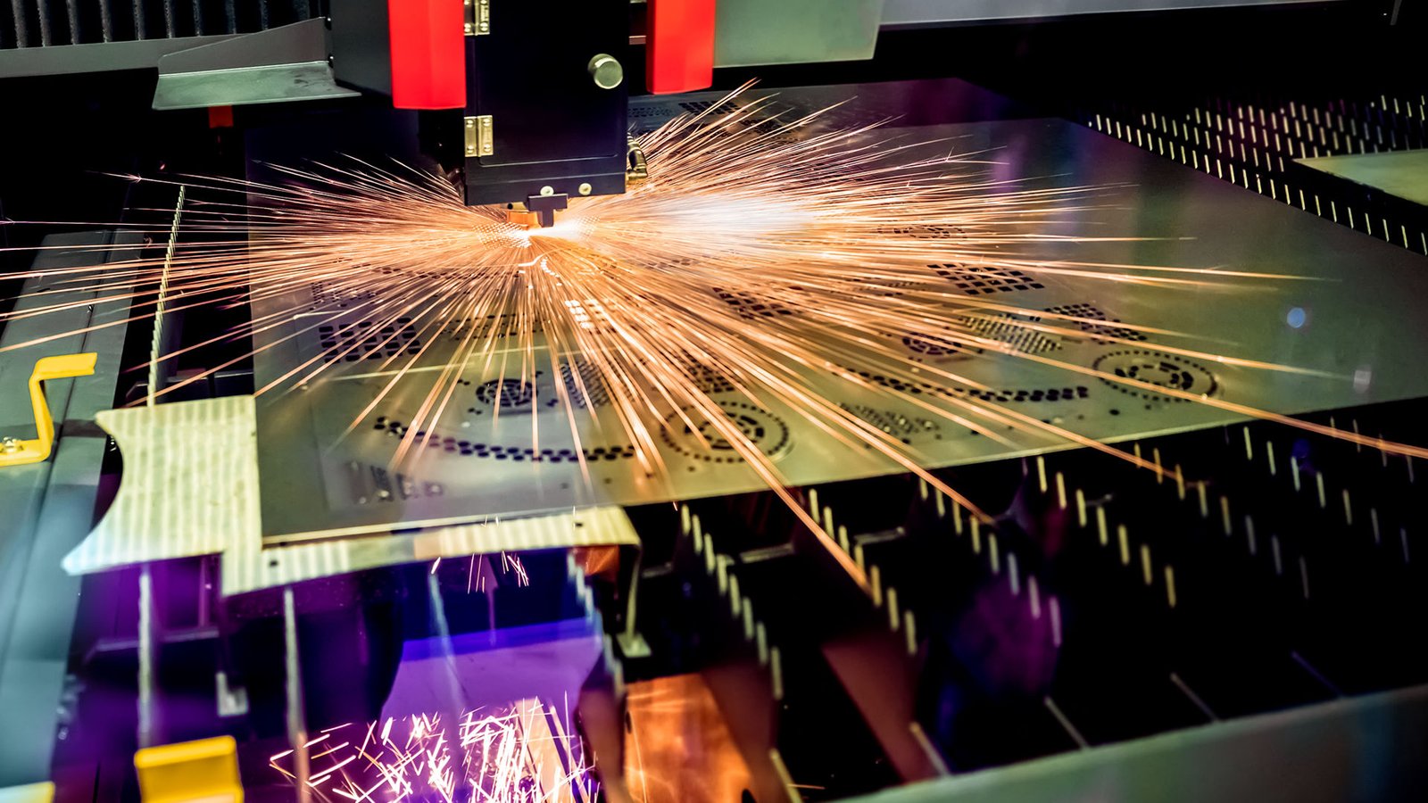 Descubriendo El Poder De La Maquinaria Láser Cnc En La Industria